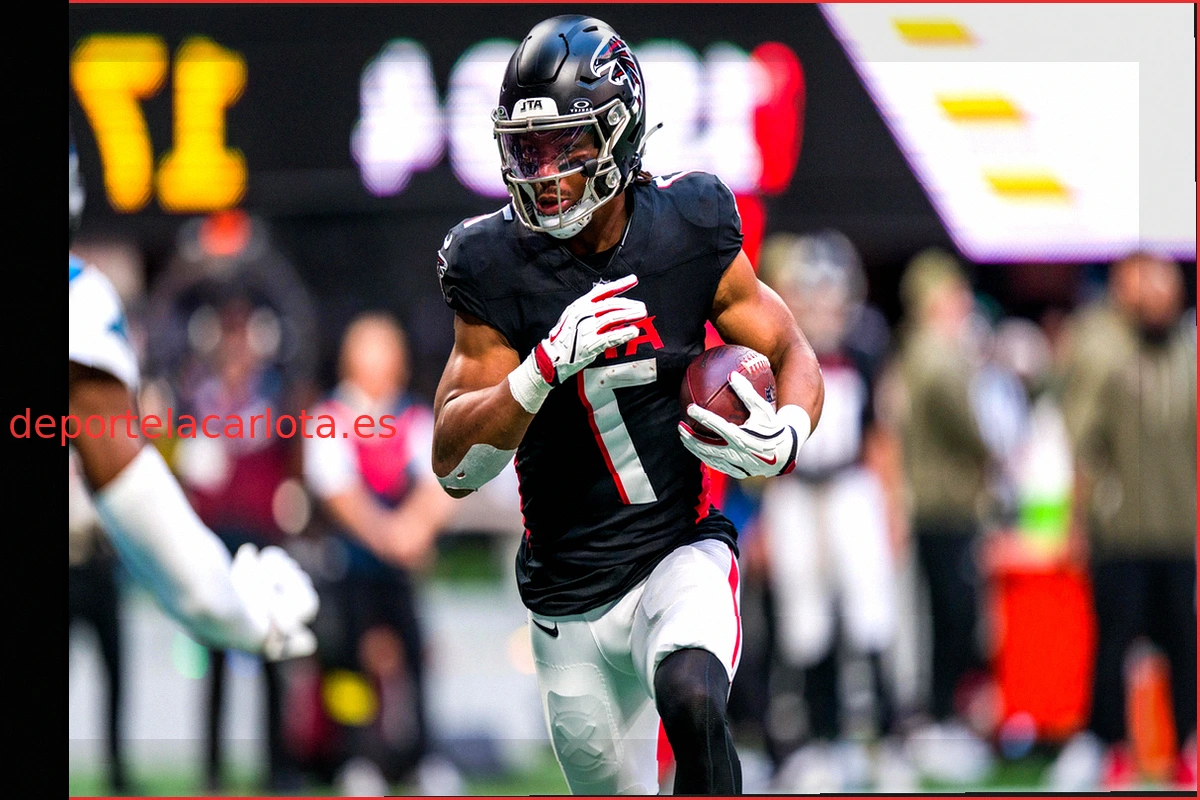Bijan Robinson comparte consejos de Jahmyr Gibbs durante negociaciones de contrato